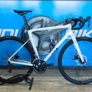 Bicicleta Twitter C6 transmisión shimano claris 16s