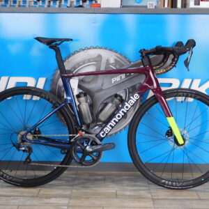 Bicicleta Cannondale SuperSix / Transmisión Ultegra R8000 11s