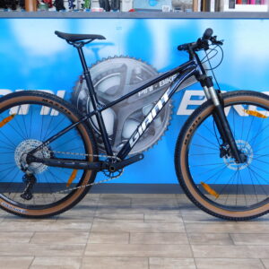 Bicicleta Giant Talon 0 / Transmisión Shimano Deore M6100 12s