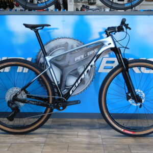 Bicicleta Giant Xtc Advance Carbono / Shimano Deore M6100/6250 inalámbrica